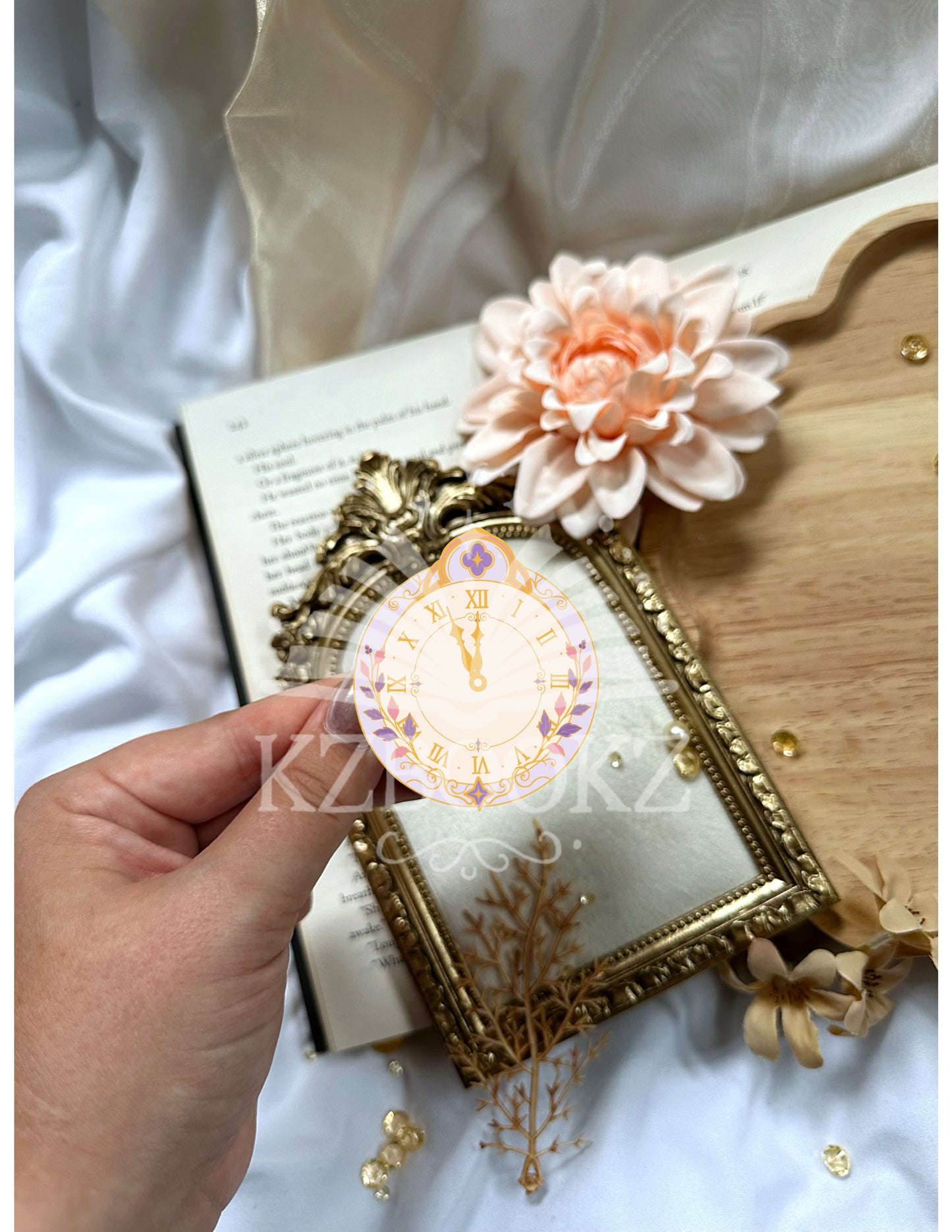 PREORDER - Enchanted Hour Magnetic Grip (Gold Finish & White Base)