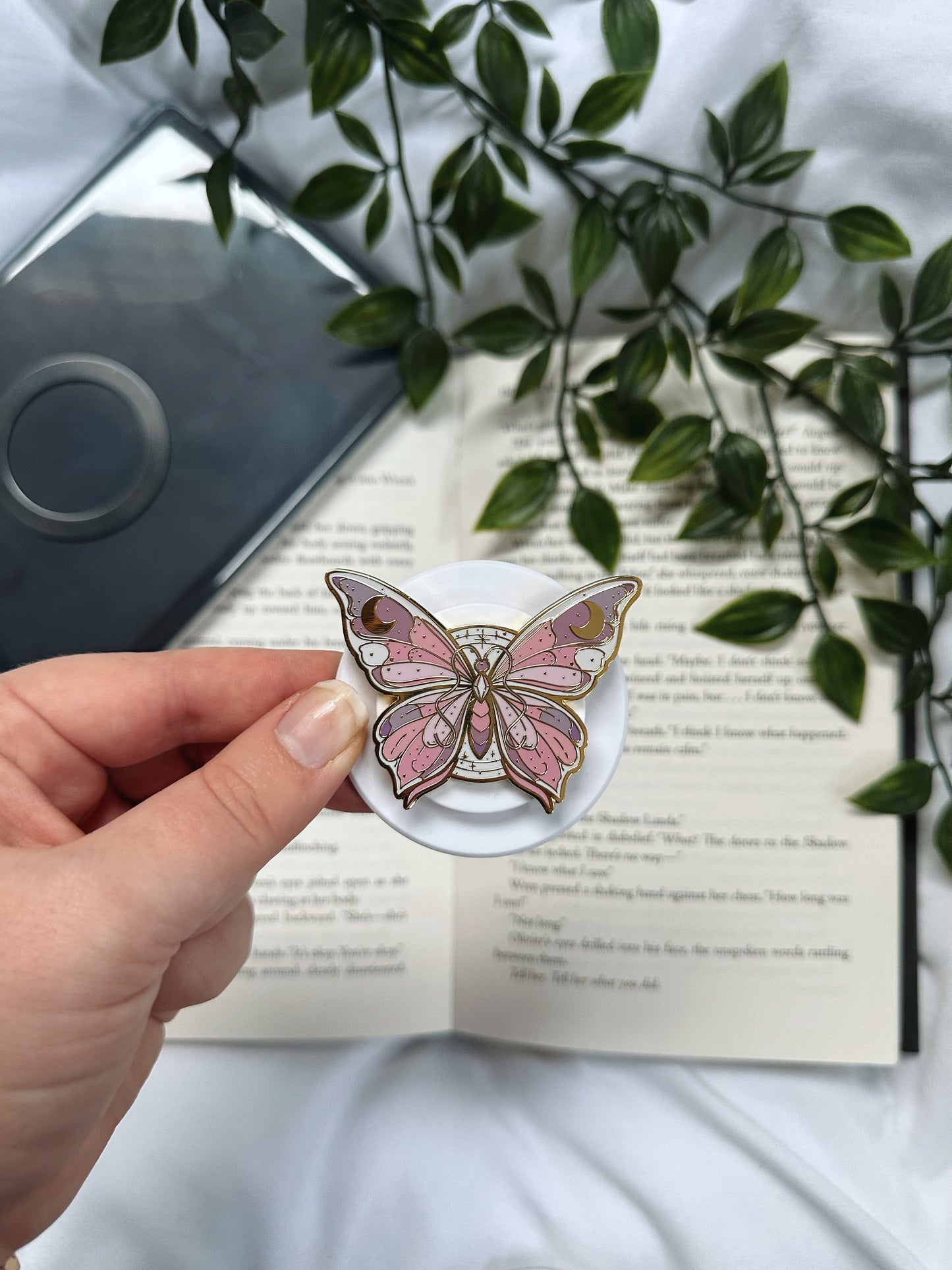 Pre Order - Butterfly Magnetic Grip