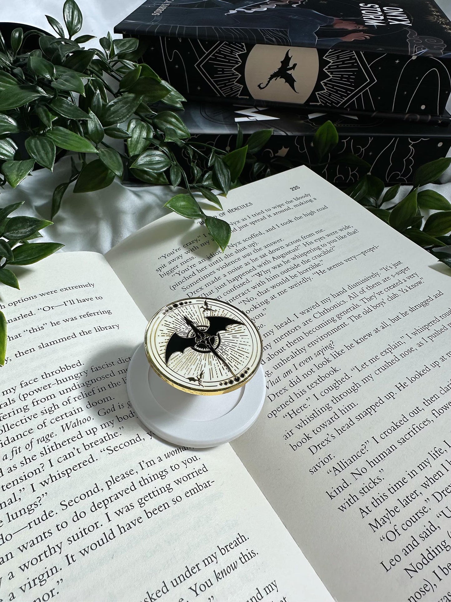 Pre-Order Fantasy Dragon Magnetic Grip