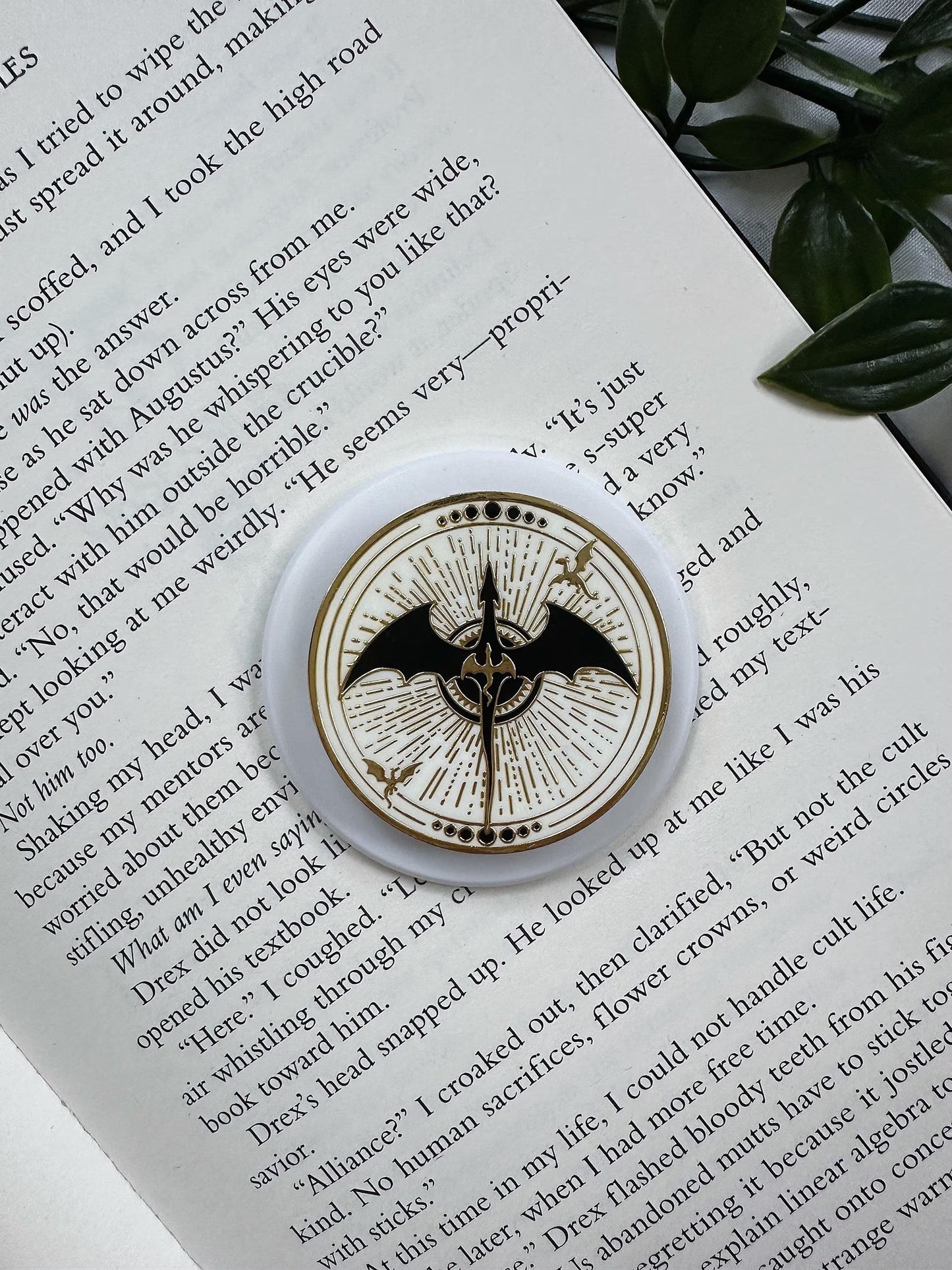 Pre-Order Fantasy Dragon Magnetic Grip