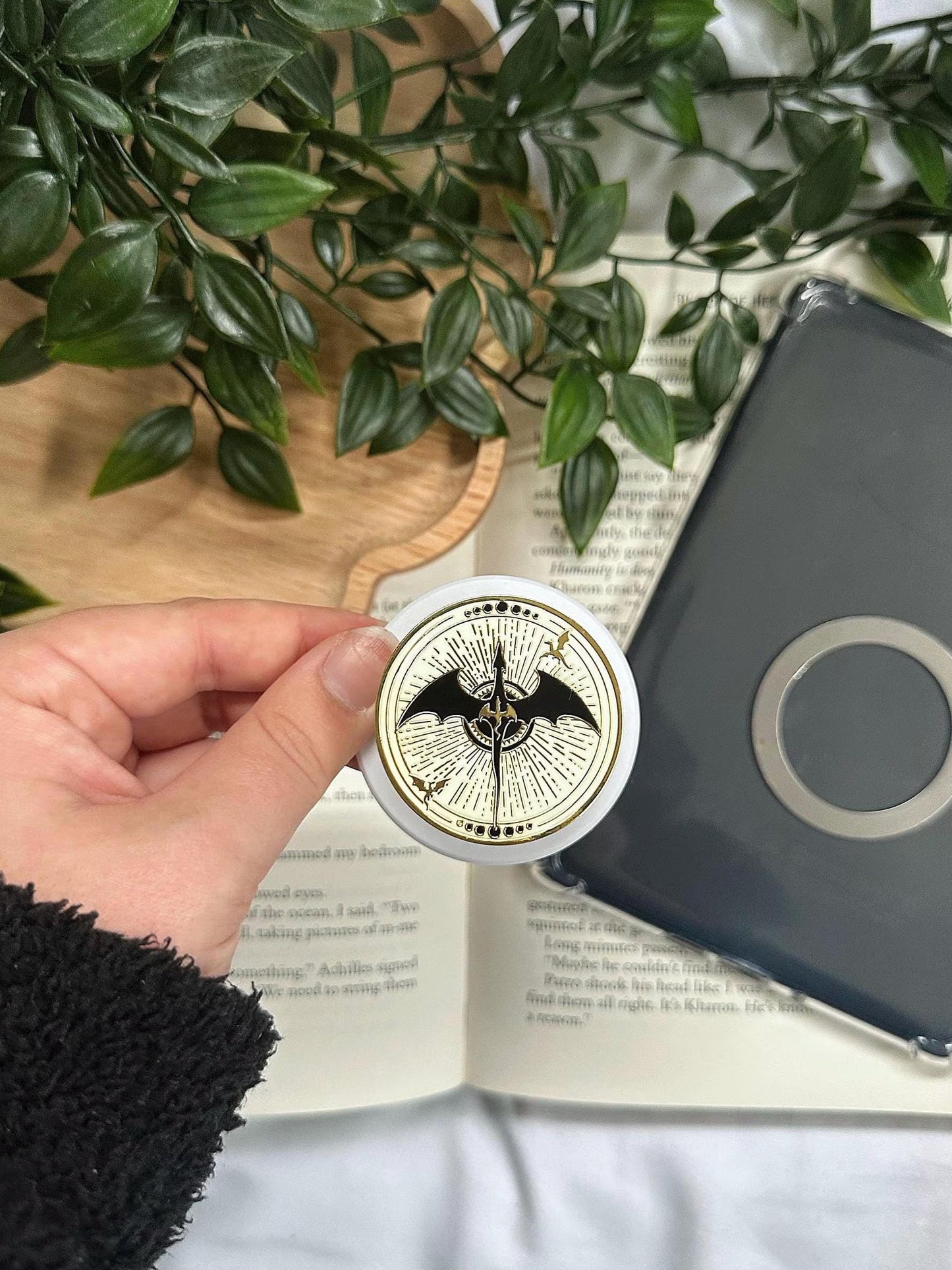 Pre-Order Fantasy Dragon Magnetic Grip